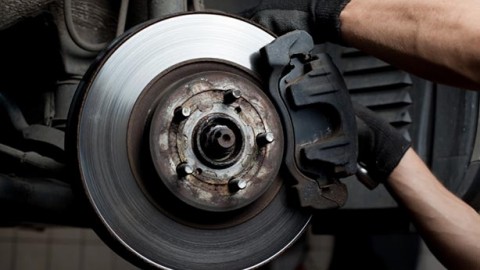 Brake Maintenance: 5 Warning Signs