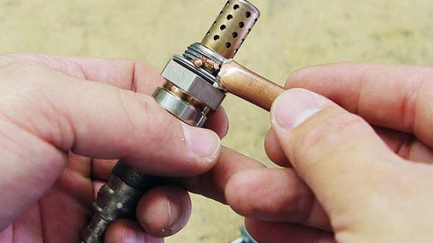 Cleaning oxygen sensor