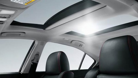 Power Sunroof Problems That Your Car May Encounter
