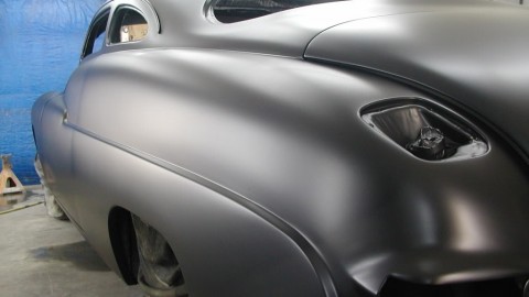 Do You Have to Scuff the Base Coat Before Painting the Clear Coat