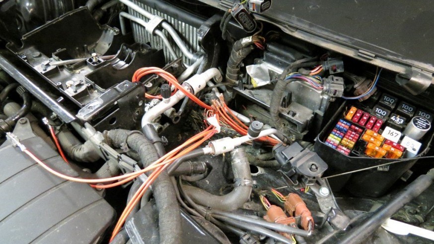 How to Diagnose Car Electrical Problems by Tracing Voltage Drops