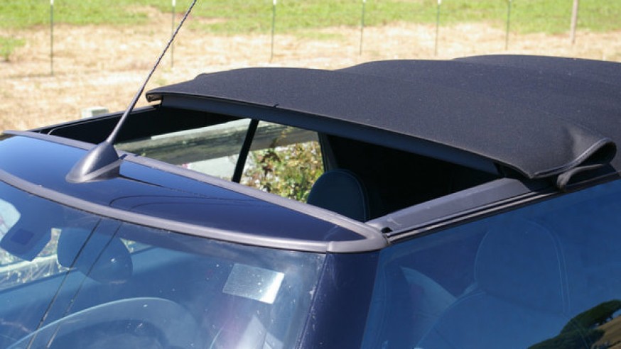 Sun Roofs & Top Coverage Installs Sunroofs.