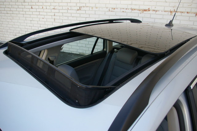 How to Maintain a Sunroof