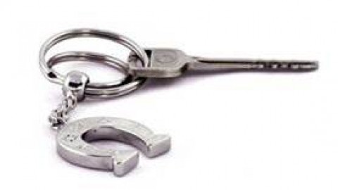 How to Troubleshoot Car Doors That Won’t Open With a Key