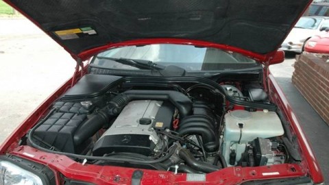 How to Troubleshoot a 1995 Mercedes C-280 Engine
