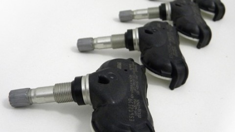 Step-by-step directions on Toyota TPMS changing