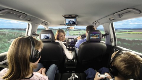 Is your children safely secured in the car?