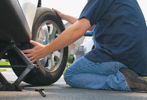 The simple and easy tire changing can also goes wrong
