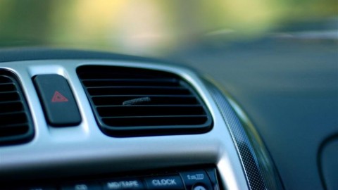 Which type of air conditioning system is your car equipped with?