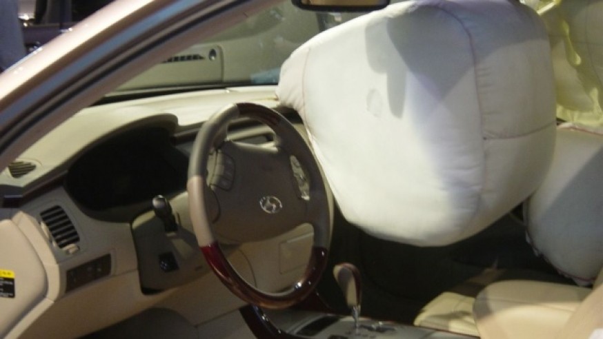 Air Bags For Trucks >> Can airbags stand the test of time? - AUTOINTHEBOX Air Bags For Trucks >> Can airbags stand the test of time? - AUTOINTHEBOX